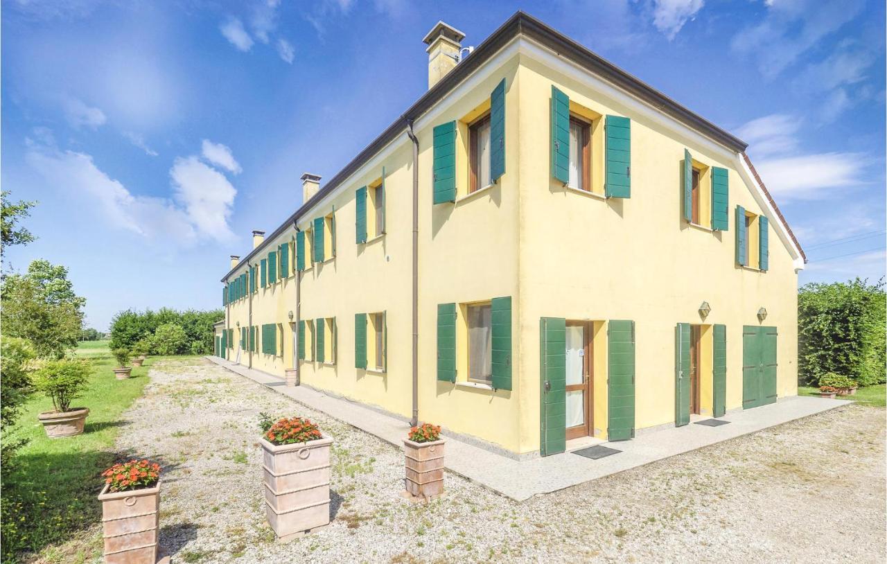 Awesome Home In Ariano Nel Polesine With Kitchen San Basilio Exterior photo
